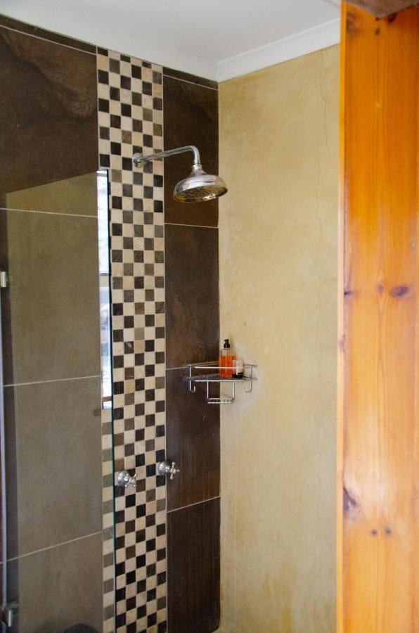Desert Dew Guest House Hutchinson المظهر الخارجي الصورة