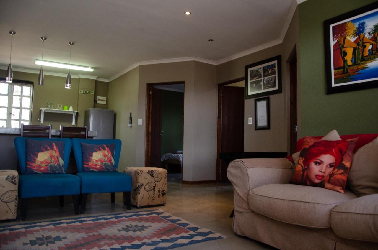 Desert Dew Guest House Hutchinson المظهر الخارجي الصورة