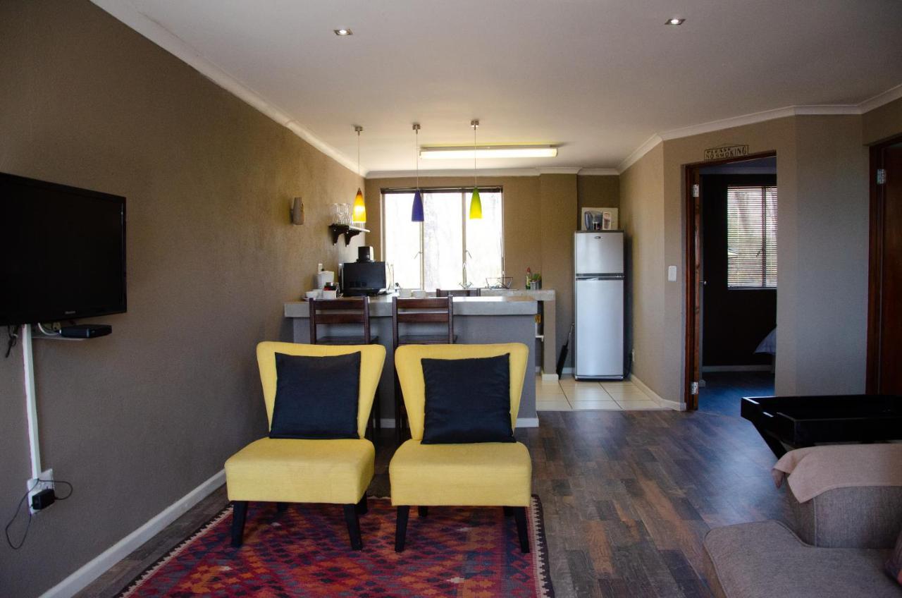 Desert Dew Guest House Hutchinson المظهر الخارجي الصورة